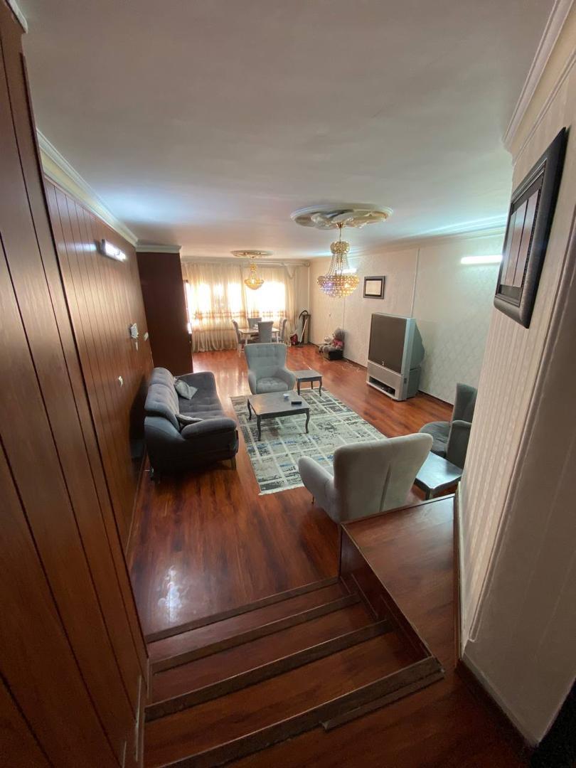 واحد دوخوابه طبقه اول لادن 49