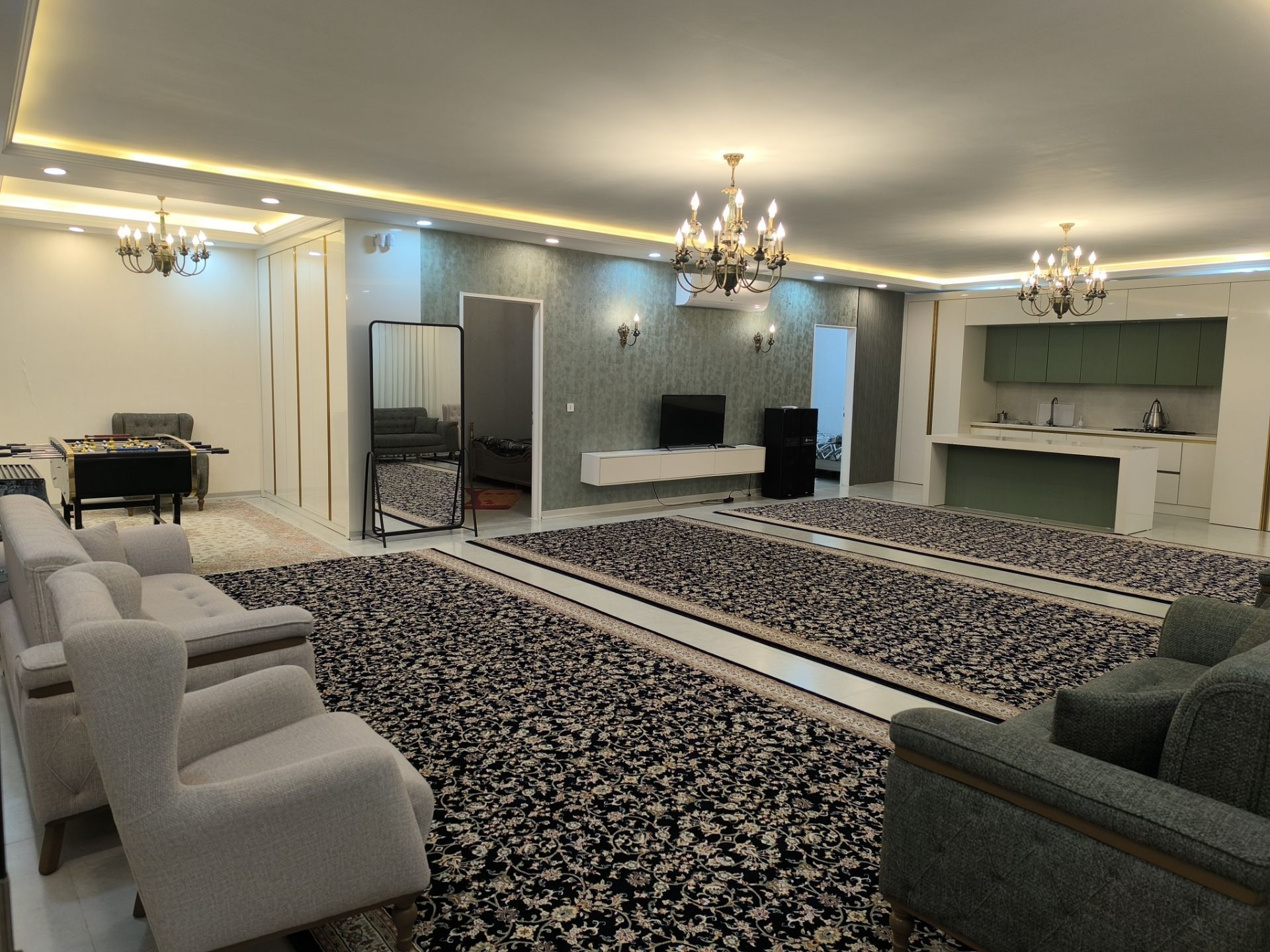 تصویر 2 عمارت حافظ / صفر و لوکس / استخر و جکوزی / B19 